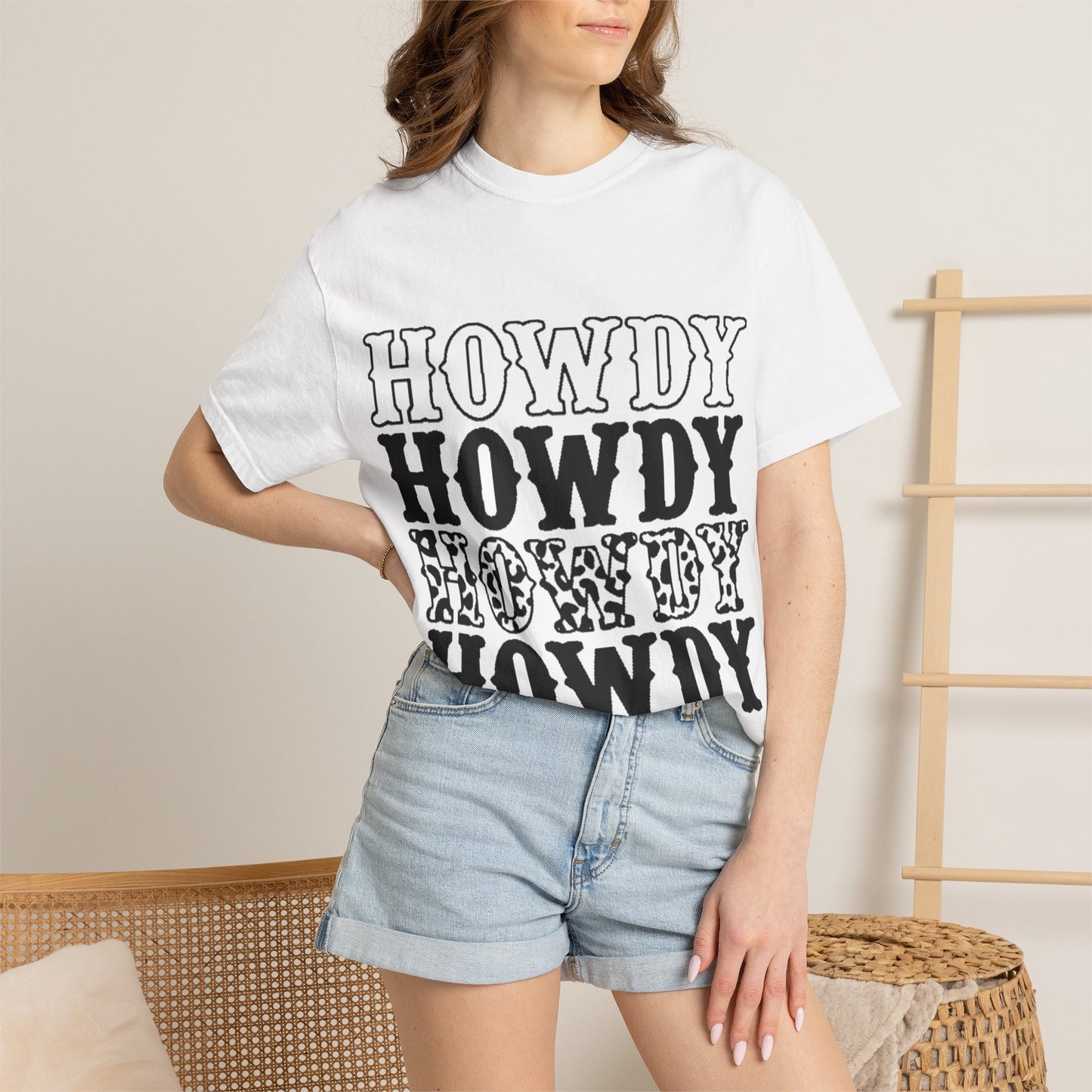 Howdy Repeat Tee — Vintage Western Lettering T-Shirt