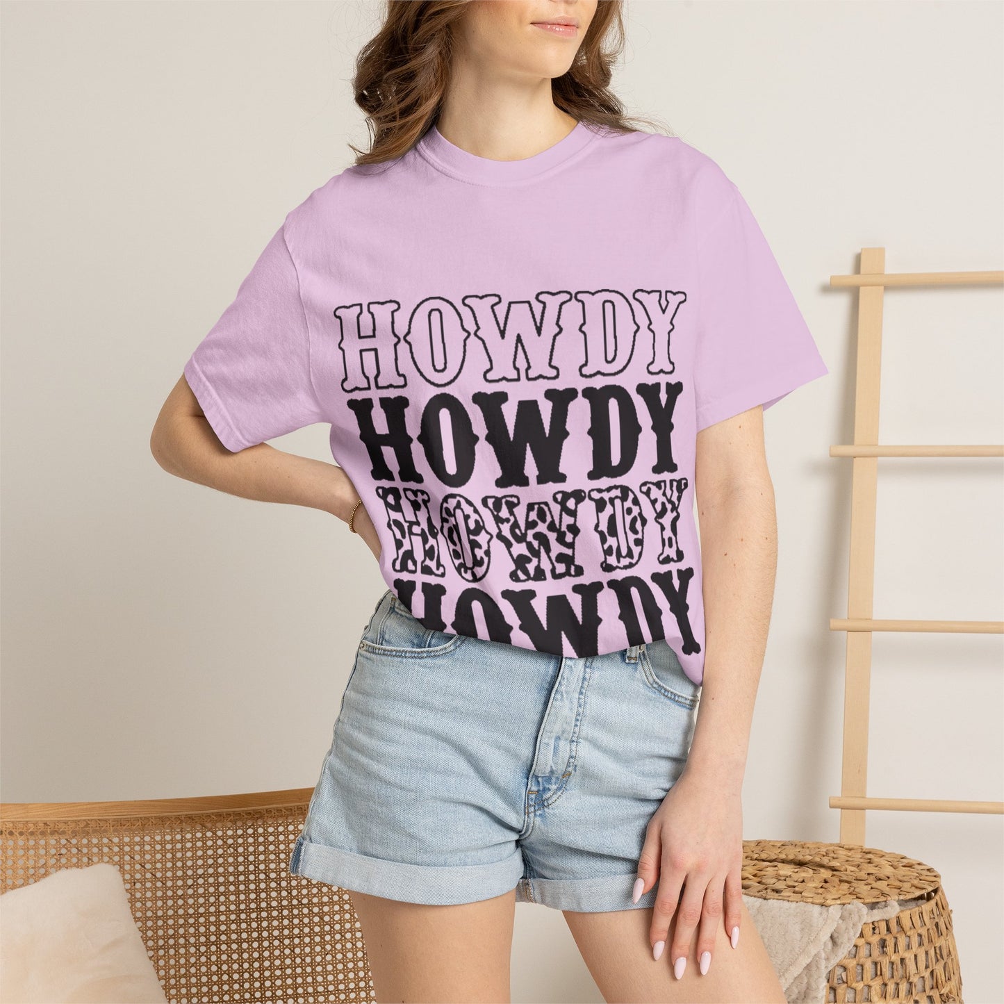 Howdy Repeat Tee — Vintage Western Lettering T-Shirt