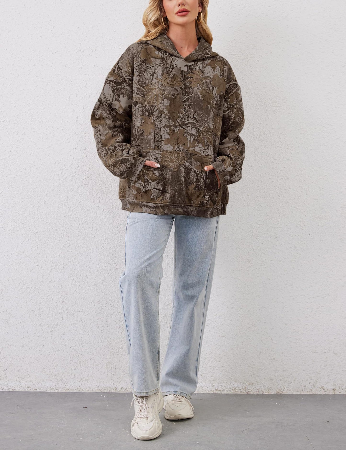 Womens Oversized Camo Hoodie Y2k Maple Leaf Print Fleece Hooded Pullover Sweatshirt Casual Long Sleeve Fall Outfits