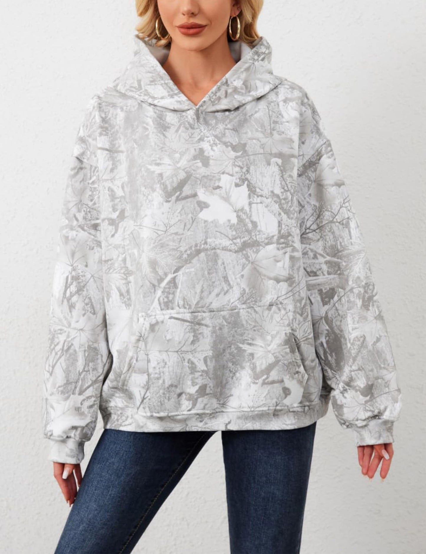 Womens Oversized Camo Hoodie Y2k Maple Leaf Print Fleece Hooded Pullover Sweatshirt Casual Long Sleeve Fall Outfits