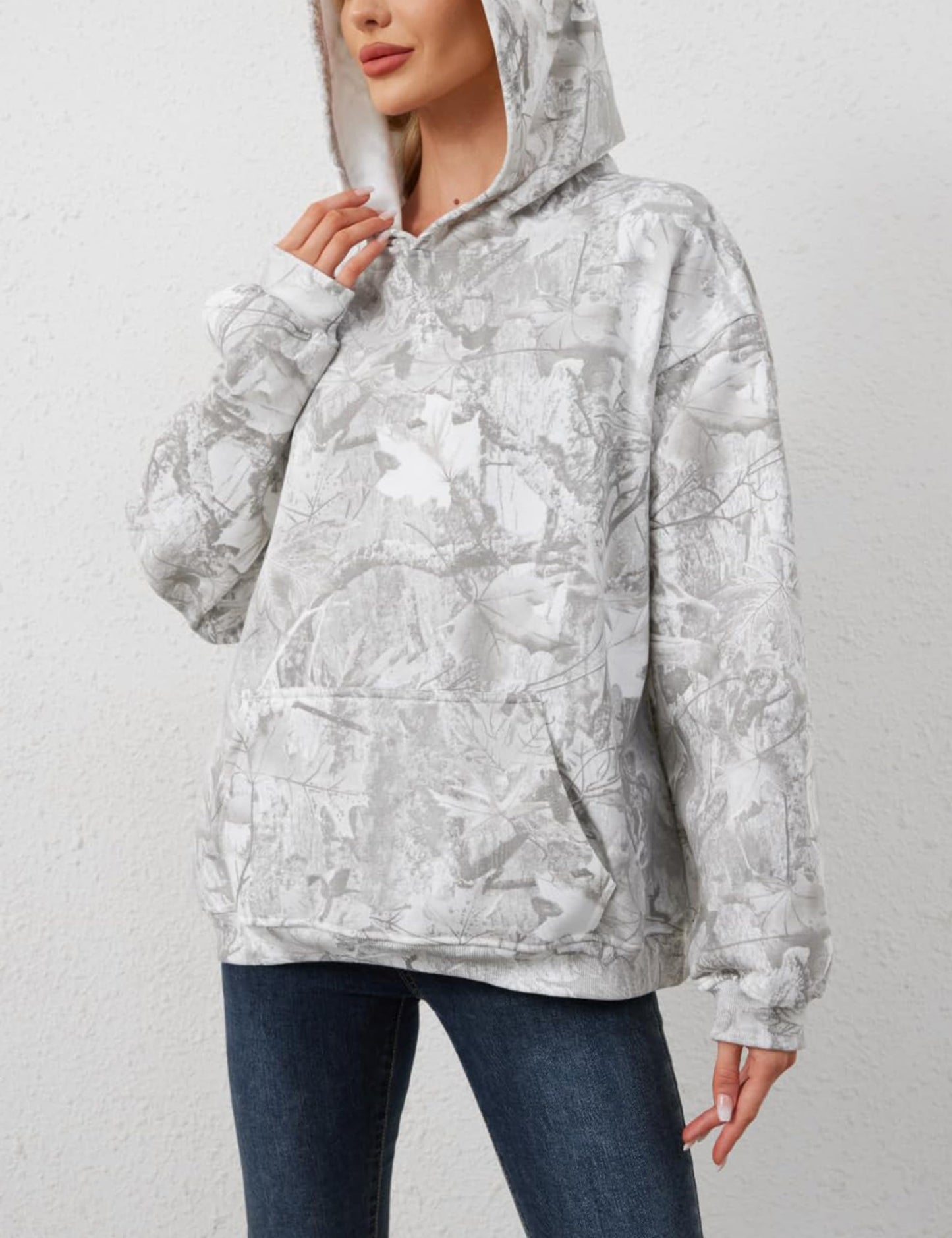Womens Oversized Camo Hoodie Y2k Maple Leaf Print Fleece Hooded Pullover Sweatshirt Casual Long Sleeve Fall Outfits