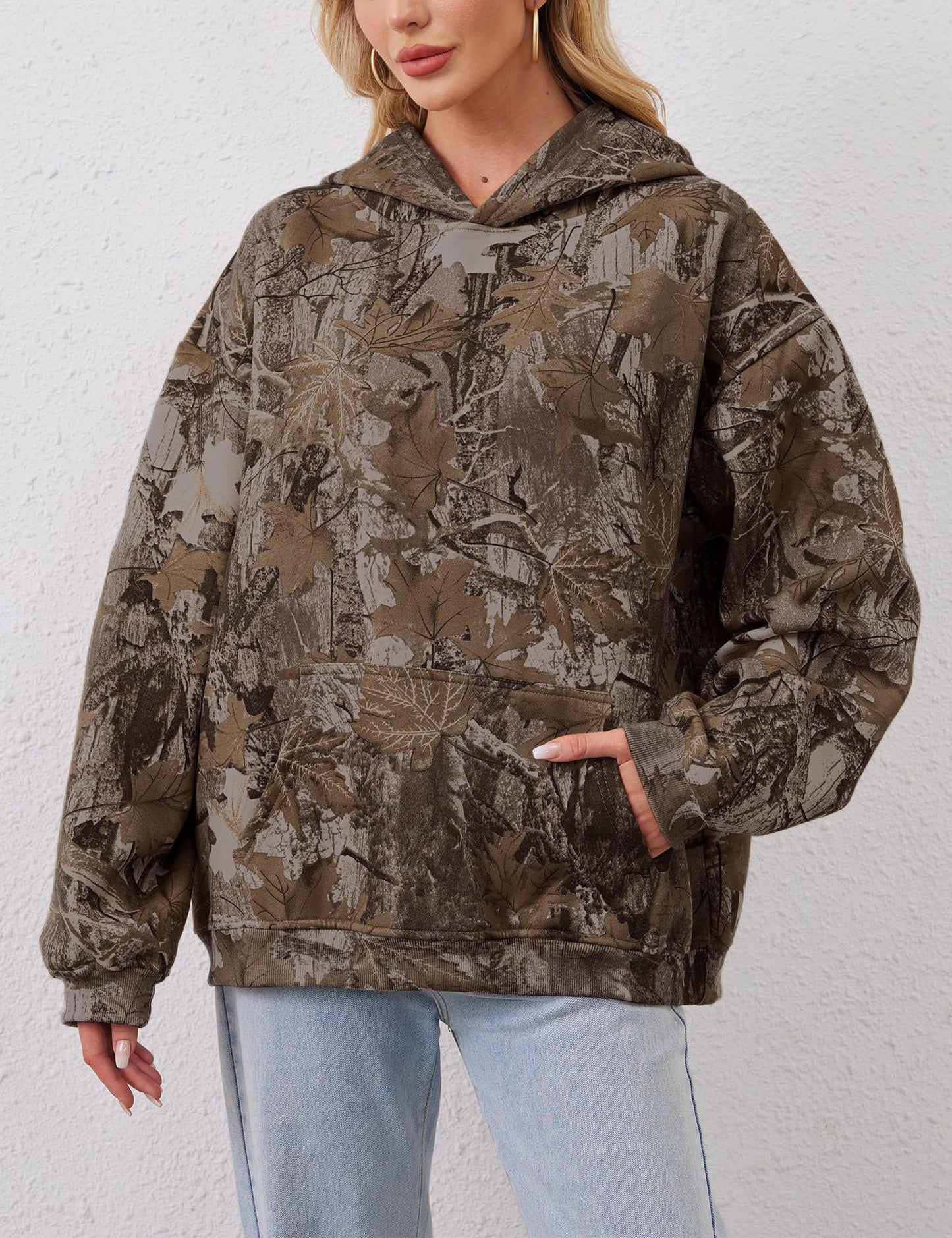 Womens Oversized Camo Hoodie Y2k Maple Leaf Print Fleece Hooded Pullover Sweatshirt Casual Long Sleeve Fall Outfits
