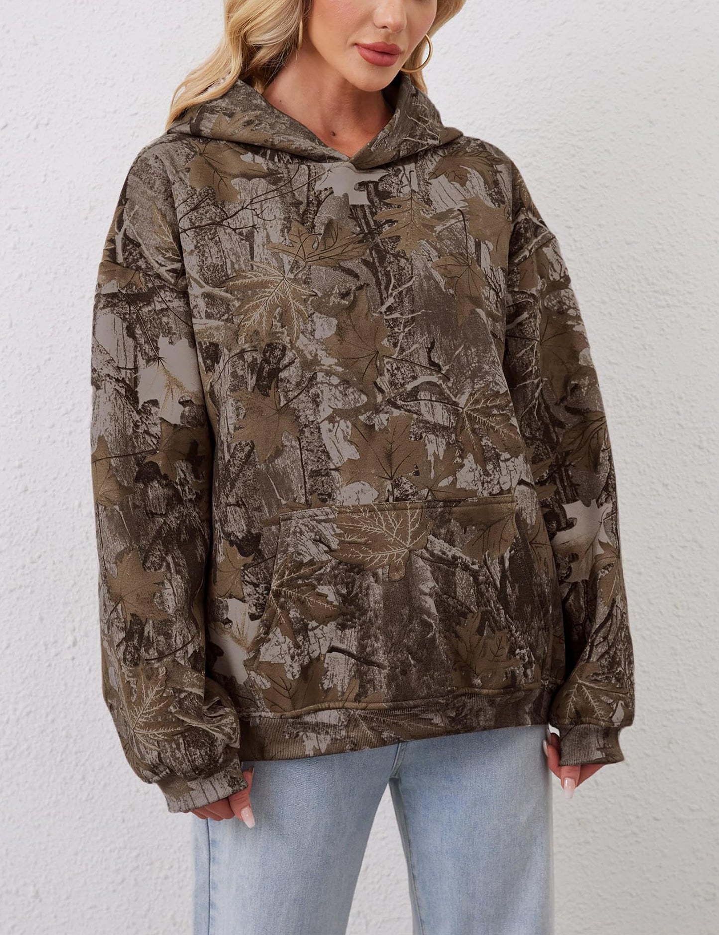 Womens Oversized Camo Hoodie Y2k Maple Leaf Print Fleece Hooded Pullover Sweatshirt Casual Long Sleeve Fall Outfits