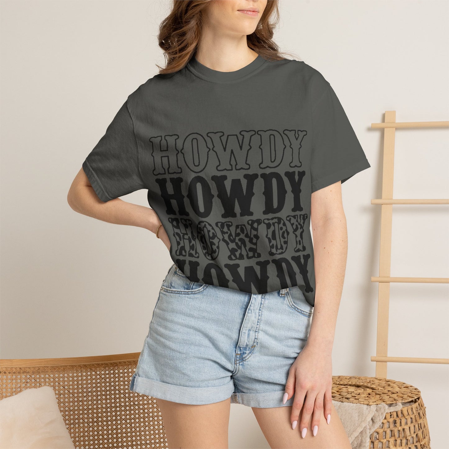 Howdy Repeat Tee — Vintage Western Lettering T-Shirt